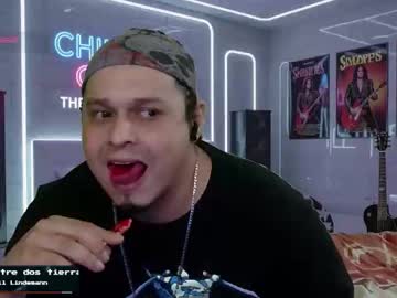 chinoroz — 2025-10-21 18:12 chinoroz — 2025-10-21 18:12