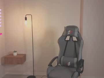 frencheseyes — 2025-10-15 19:06 frencheseyes — 2025-10-15 19:06