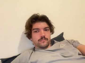 just_a_guy_with_a_big_cock — 2025-10-15 18:36