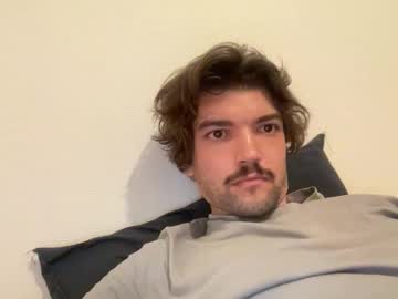 just_a_guy_with_a_big_cock — 2025-10-15 19:35