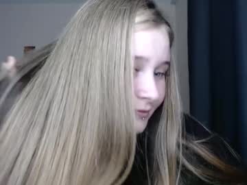 light_lunaa — 2025-08-26 15:01 light_lunaa — 2025-08-26 15:01