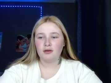 light_lunaa — 2025-10-19 14:41 light_lunaa — 2025-10-19 14:41